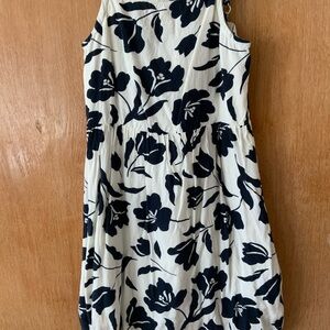 Old Navy Navy and White Floral Dress
